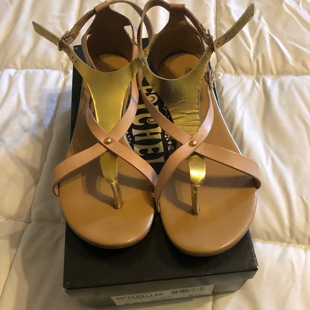 Seychelles sandals